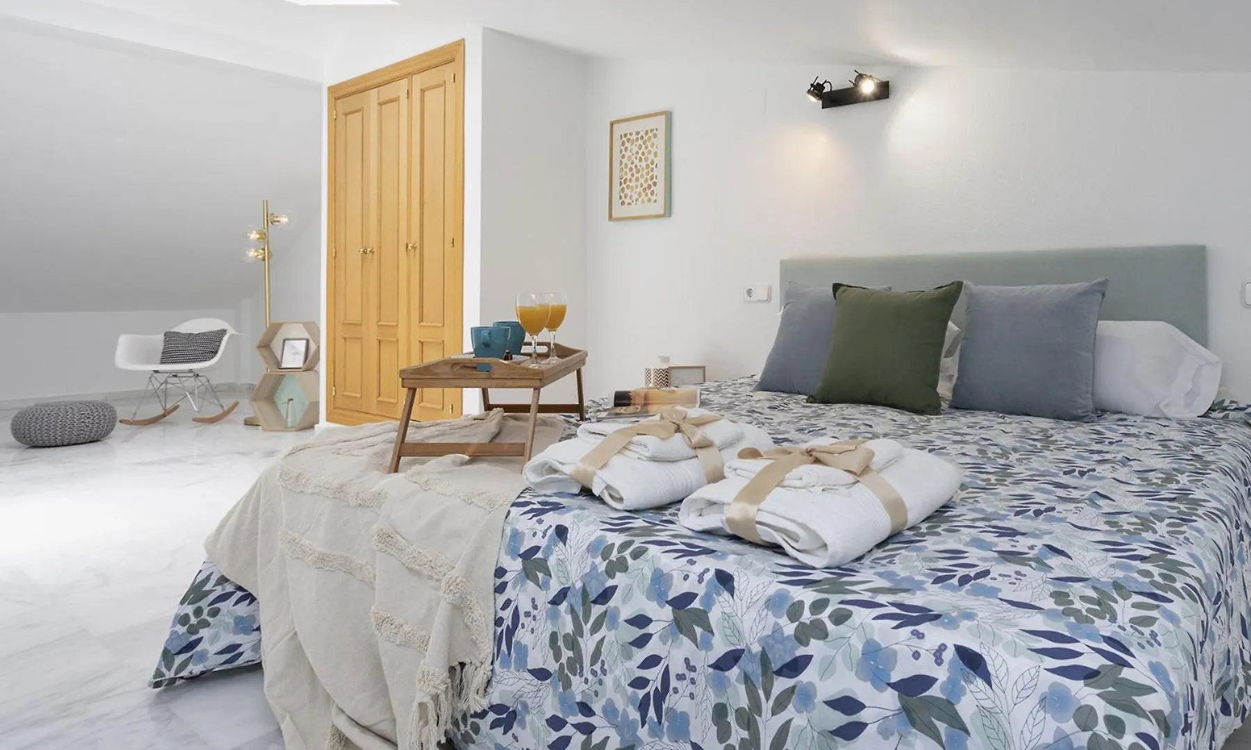Appartamento -Malagasunapts-Ayala33 Bus-Train Station - Huelin Beach