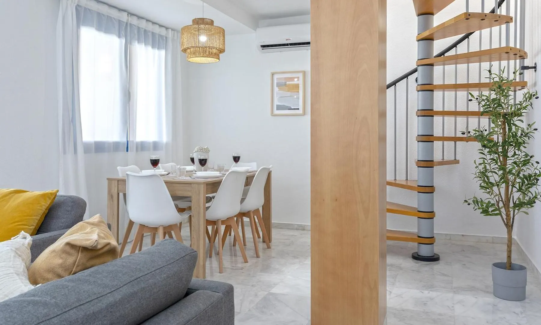 -Malagasunapts-Ayala33 Bus-Train Station - Huelin Beach 0*,  Spagna